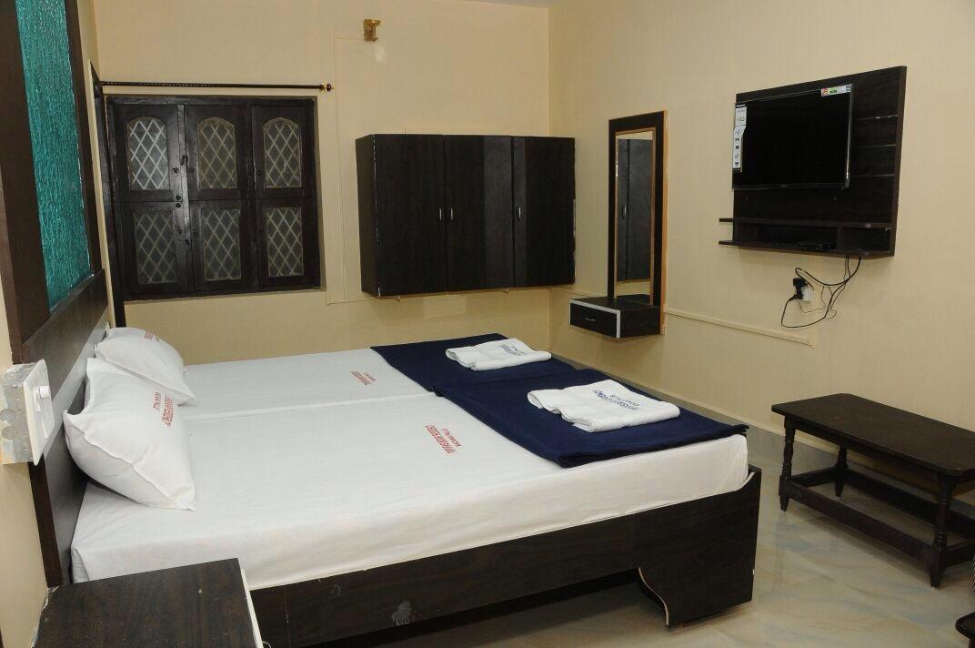 Tripura Sundari Residency Madanapalle Exterior photo